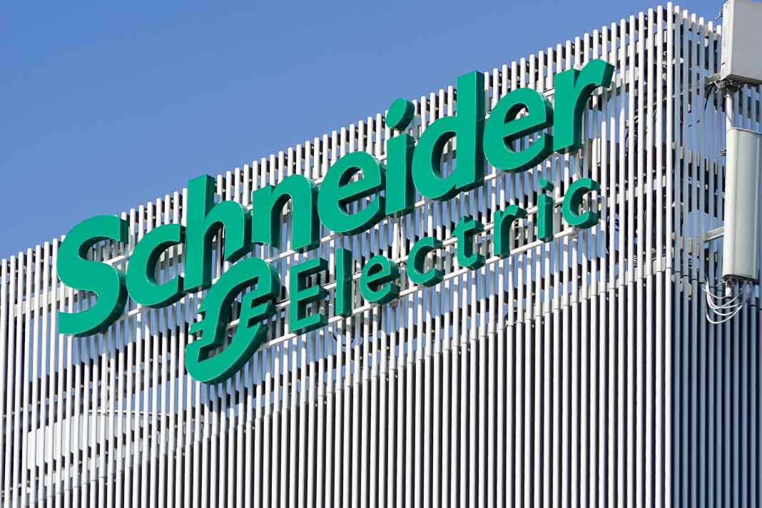 Schneider Electric Tackles AI’s Energy Demand Surge