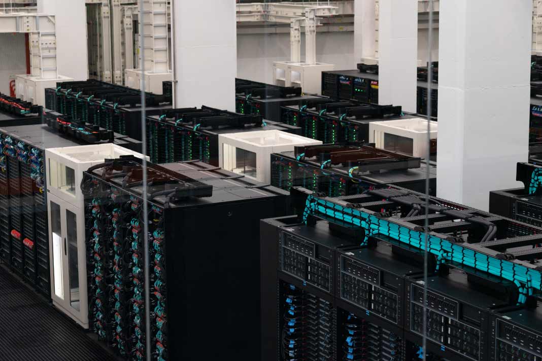 London Data Firm Raises $2.7B for AI Expansion