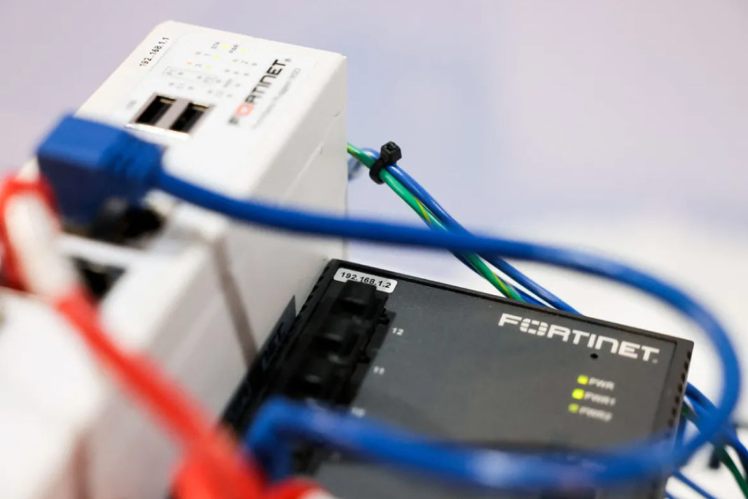 Global Cybercampaign Breaches 75,000 Corporate Firewalls